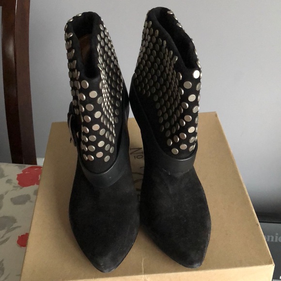 Black kid suede booties - Picture 2 of 4